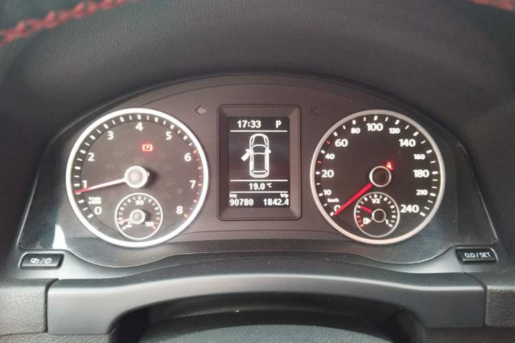 Used Volkswagen Tiguan 2013 1.8TSI Automatic Two-Wheel Drive Trend Edition Instrument Cluster