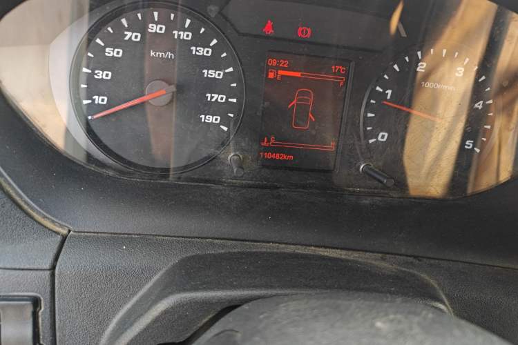 Used Iveco Eurocargo 2018 2.3T Short-Wheelbase Low-Roof Van F1A