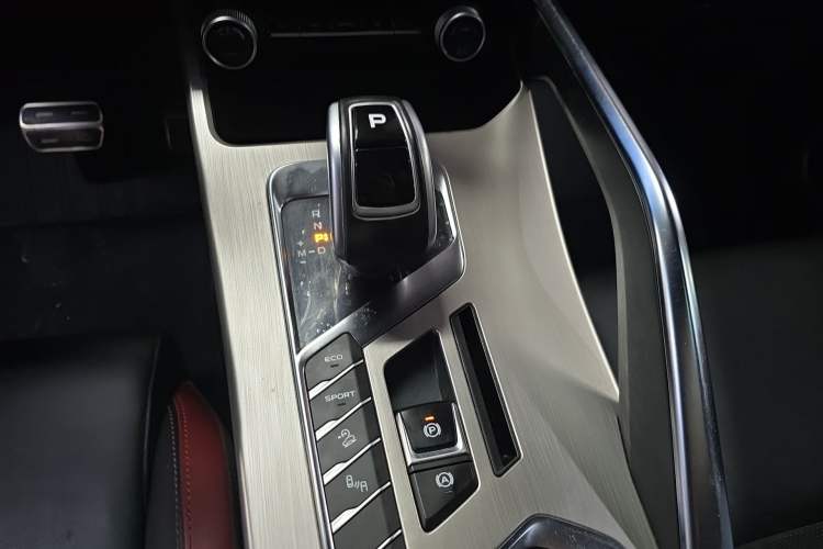 Used Geely Auto Coolray 2019 Sport Version 260T DCT Explorer China VI Standard
