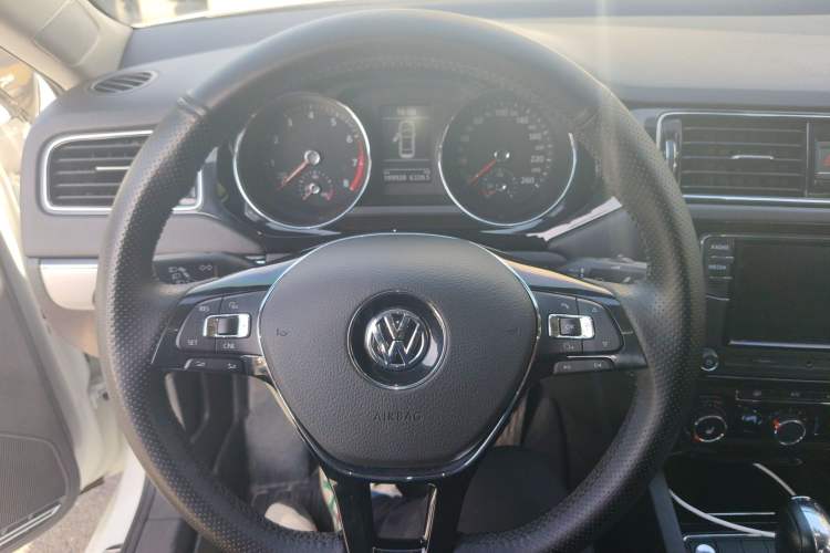 Used Volkswagen Sagitar 2018 1.6L Automatic Comfort Model
