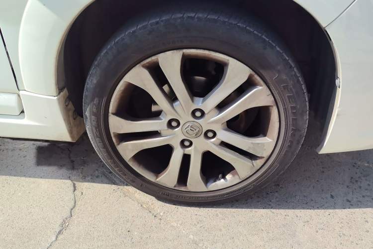 Used Suzuki Liana A6 2015 Hatchback 1.4L Manual Ideal Model Right Front Wheel Hub