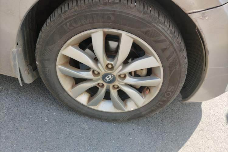 Used Hyundai Elantra (5th Generation / Langdong) 2015 1.6L Automatic Fashion Model