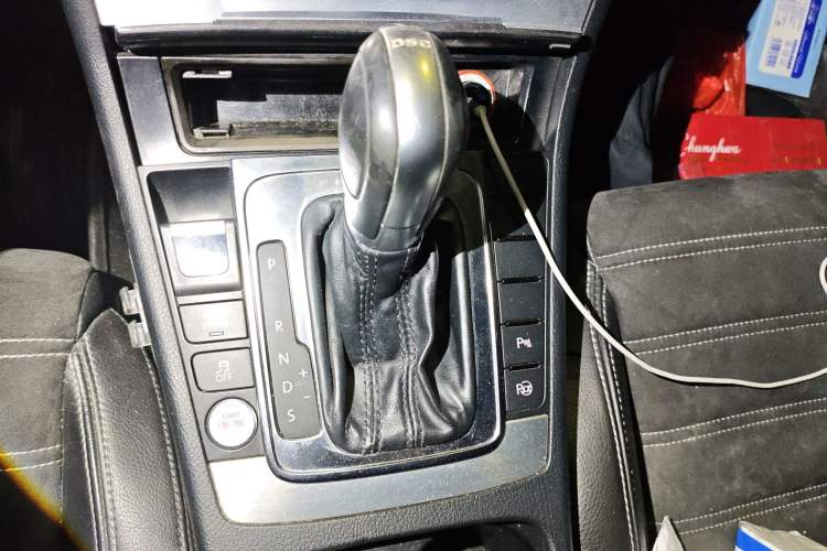 Used Volkswagen CC 2015 1.8TSI Luxury Model
