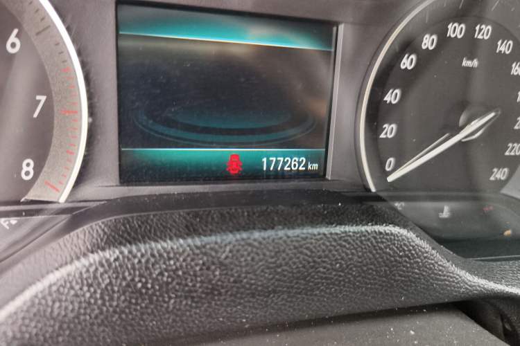 Used Buick GT 2018 18T Automatic Elite Model