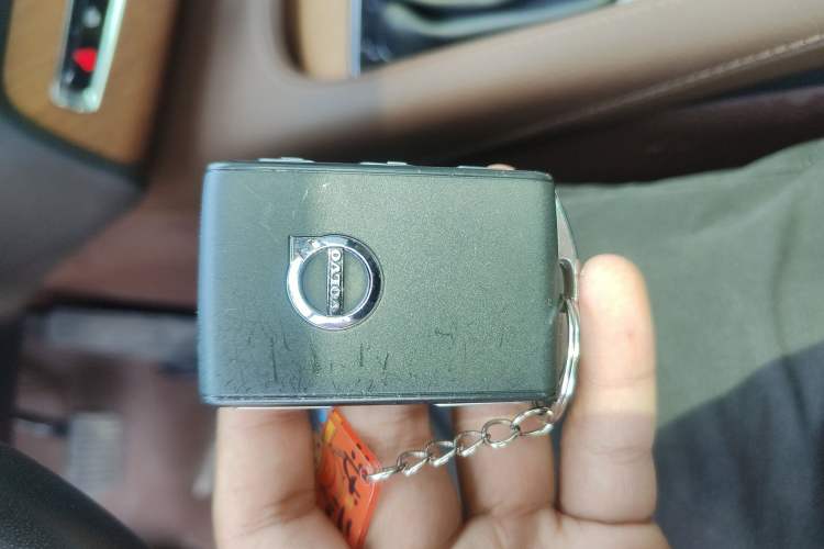 Used Volvo XC90 2020 Facelifted T6 Zhiyi Luxury 7-Seater
