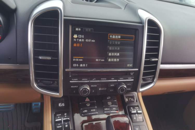 Used Porsche Cayenne 2014 Cayenne Platinum Edition 3.0T
