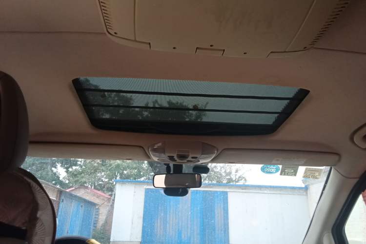 Used Mercedes-Benz Viano 2010 2.5L Prestige Edition
