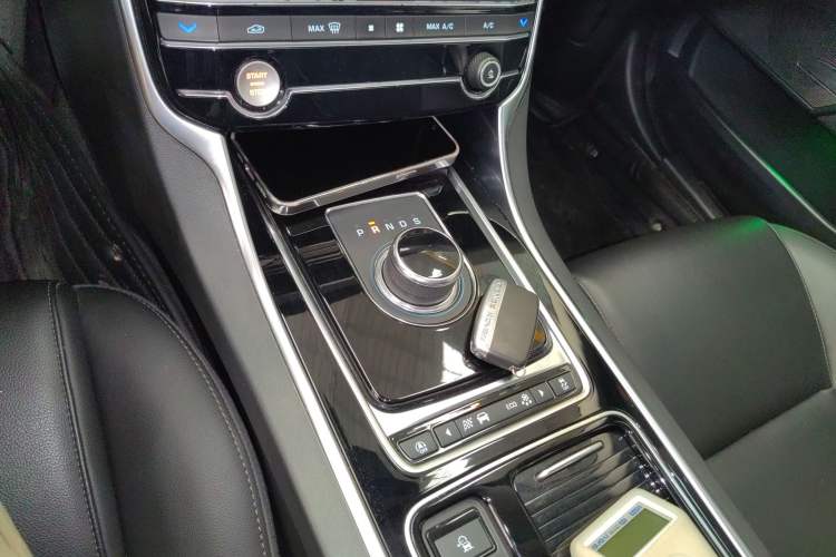 Used Jaguar XEL 2019 2.0T 200 PS Elite Edition
