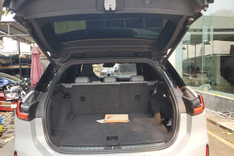 Used Nio ES6 2022 75 kWh Performance Version