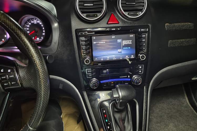 Used Haval H6 2016 Upgraded Model 1.5T Automatic Two-Wheel Drive Elite Version