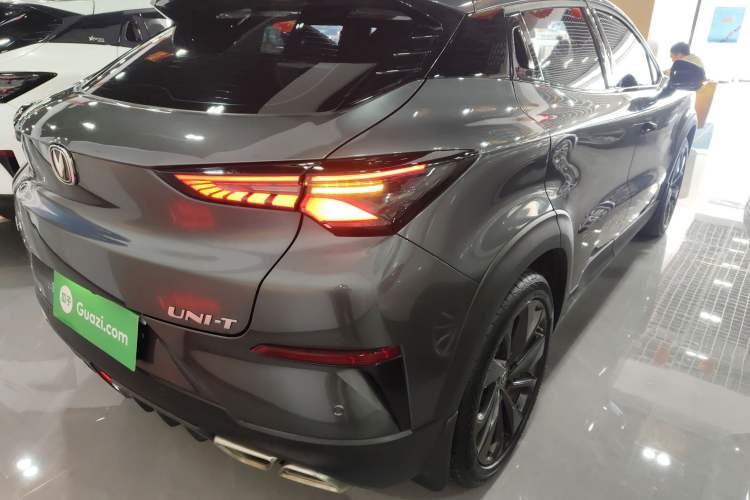 Used Changan UNI-T 2020 1.5T Prestige Version
