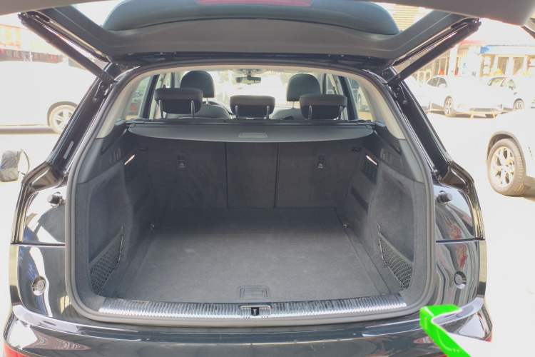 Used Audi Q5L 2022 45T Luxury Dynamic Model Trunk