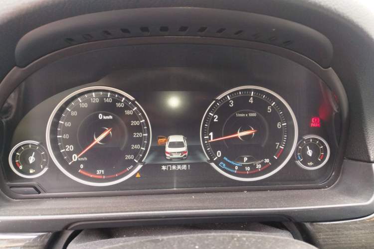 Used BMW 5 Series 2014 525Li Luxury Design Package Instrument Cluster