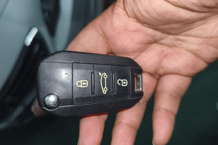 Used Peugeot 408 2015 1.2T Automatic Luxury Edition