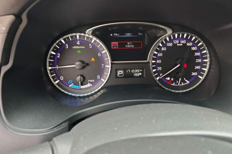 Used Infiniti QX60 2014 2.5 S/C Hybrid Two-Wheel Drive Excellence Edition
