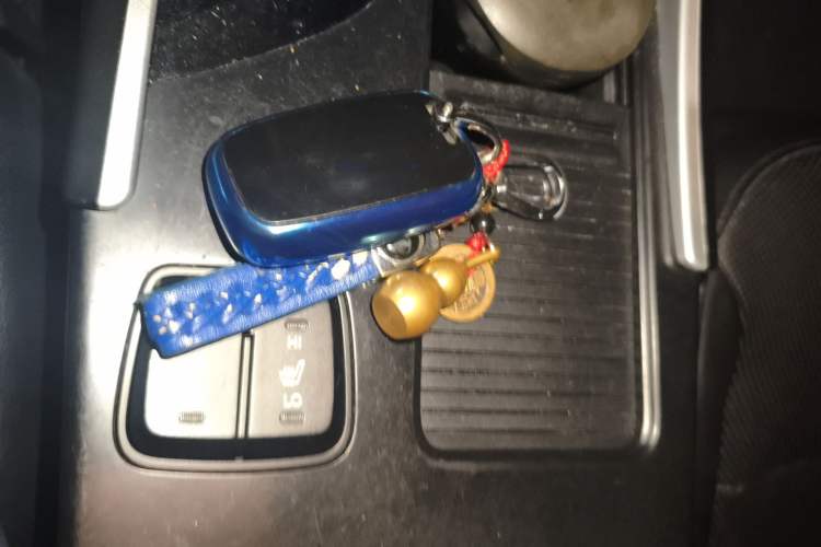 Used Hyundai Sonata 2011 2.0L Automatic Luxury Edition
