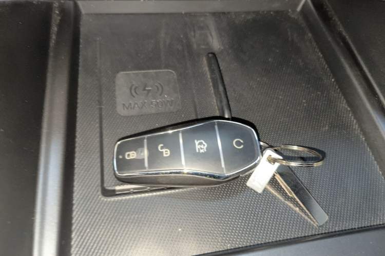 Used BYD Song PLUS New Energy 2025 DM-i Smart Drive 112KM Prestige Model