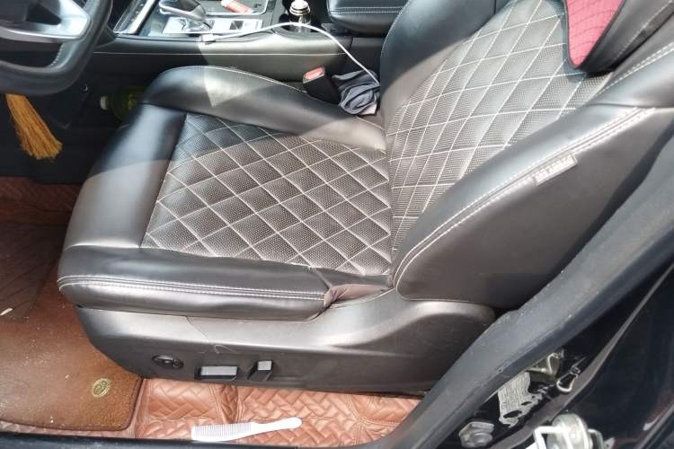 Used Venucia Star 2020 260T Automatic 48V Mild Hybrid Turbocharged Starry Edition