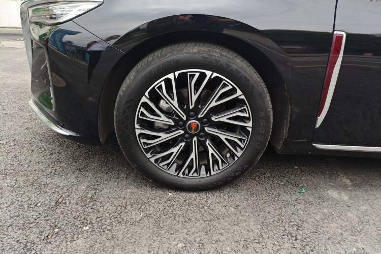 Used Hongqi H5 2024 2.0T Automatic Smart Connect Flagship Edition

