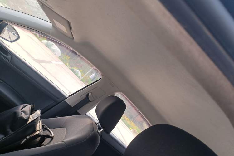 Used Volkswagen Santana 2015 1.4L Manual Fashion Edition