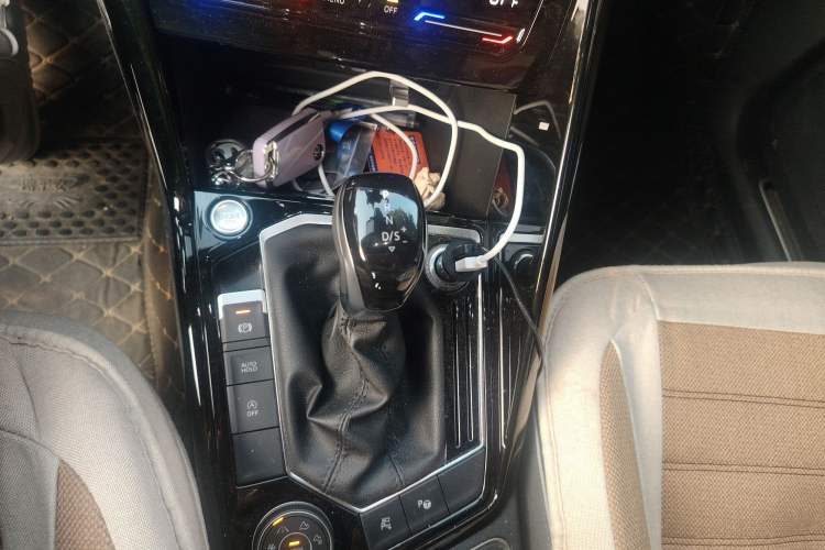 Used Volkswagen Tayron X 2020 380TSI Four-Wheel Drive Flagship Smart Connectivity Version Gear Lever