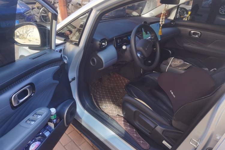 Used AION UT 2025 330 Starlight Edition