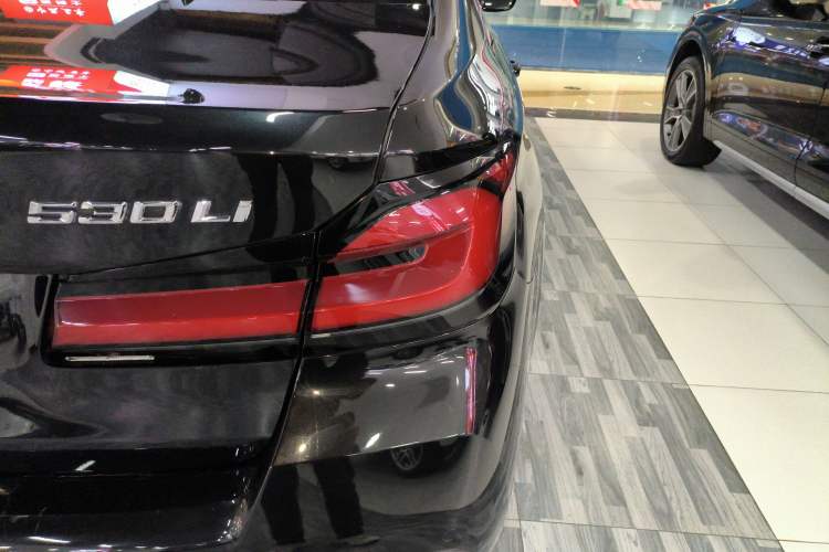 Used BMW 5 Series 2021 530Li Luxury Edition M Sport Package
