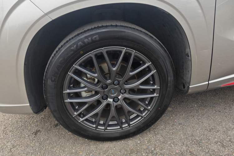 Used Oshan Z6 2022 Blue Whale 1.5T DCT Luxury Model
