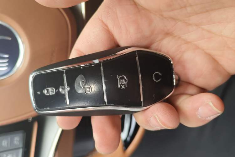 Used BYD Han 2022 DM-i 242km Flagship Model