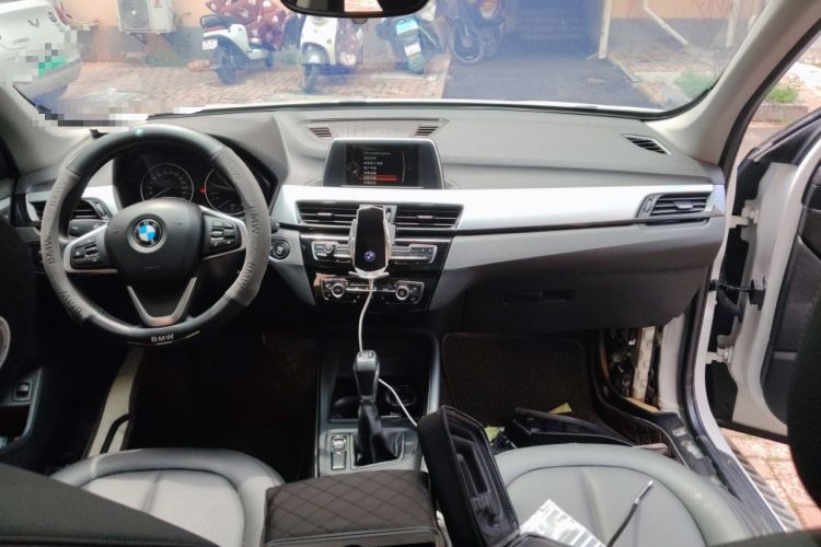 Used BMW X1 2016 sDrive18Li Premium Edition
