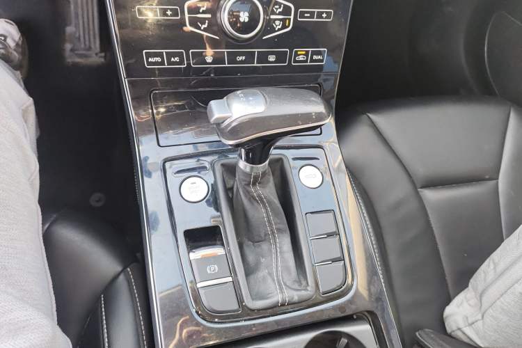 Used Hongqi H5 2018 30TD Dynamic Edition