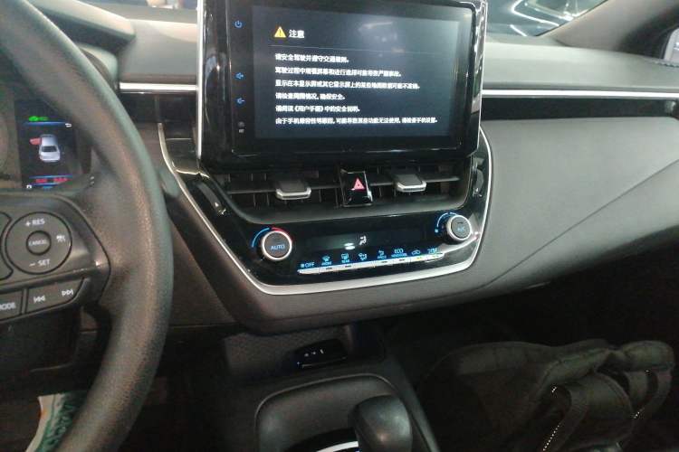 Used Toyota Levin 2022 Dual-Engine 1.8H E-CVT Luxury Edition Audio And AC Panel