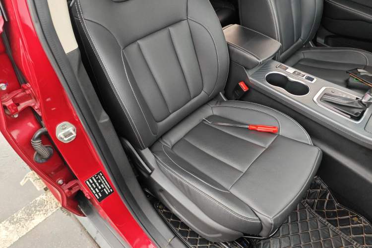 Used Yema Bojun 2019 Performance Version 1.5T CVT Lingdong Model