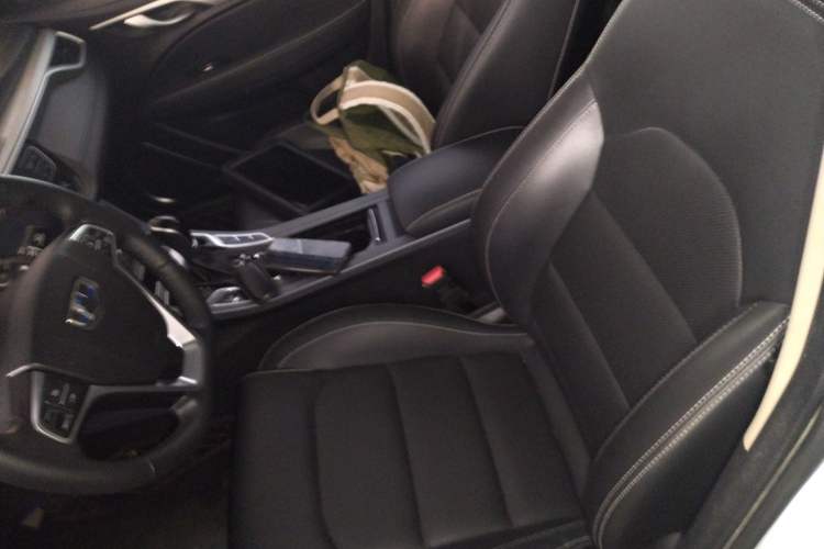 Used Geely Auto Emgrand 2018 1.5L CVT Upward Connect Edition
