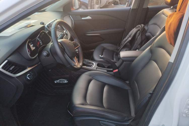 Used Chevrolet Monza 2019 Redline 320T Dual-Clutch Sporty Version China VI Standard Left Front Seat