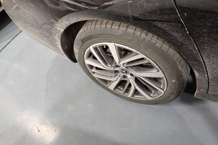 Used Mercedes-Benz E-Class 2025 E 300 L Stylish Model Exterior 5