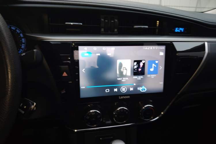 Used Toyota Corolla 2014 1.6L CVT GL-i Audio And AC Panel