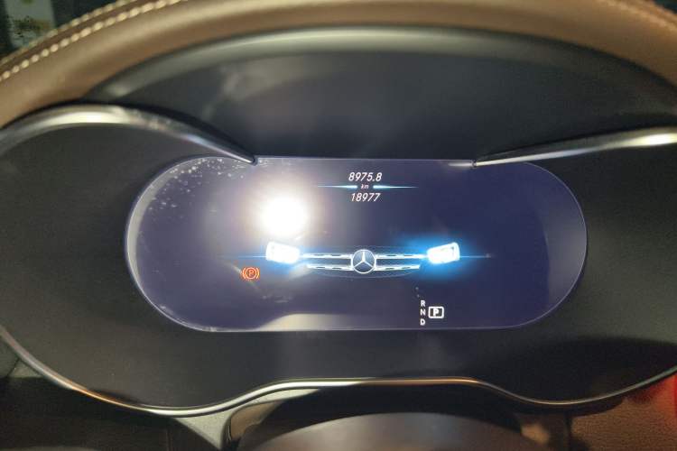 Used Mercedes-Benz GLC 2022 Facelifted GLC 260 L 4MATIC Dynamic Edition Odometer Close Up