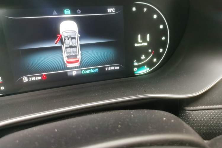 Used Roewe RX5 MAX 2019 300TGI Automatic 4G Connect Luxury Edition Odometer Close Up