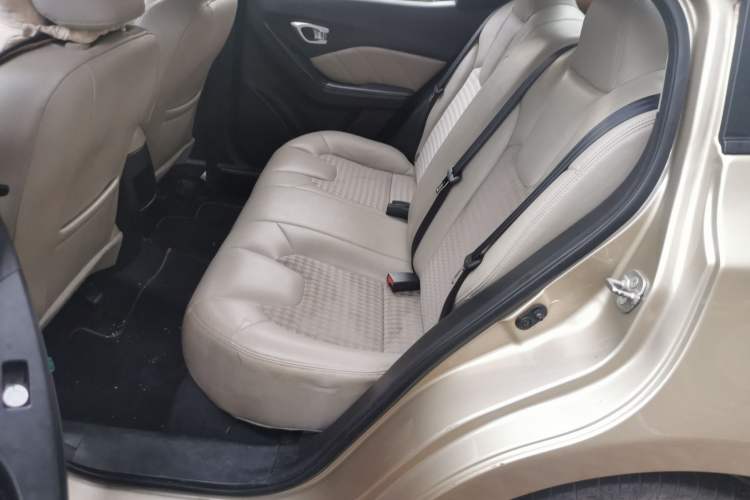 Used GAC Trumpchi GA3S Vision 2014 1.6L Manual Elite Edition
