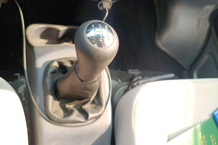 Used Jinbei Hiace X30 2020 1.5L Van Super-Enjoyment Model China VI Standard SWC15M Gear Lever