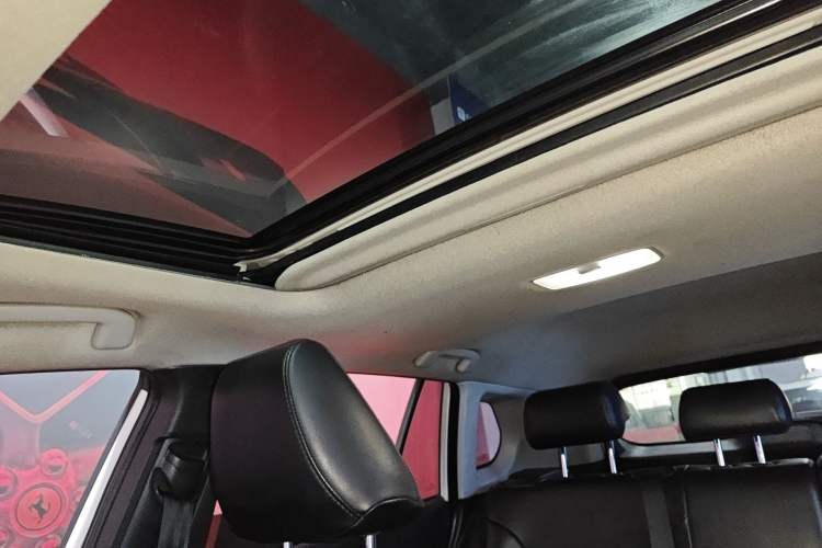 Used Toyota Corolla Cross 2023 2.0L Elite Edition Headliner