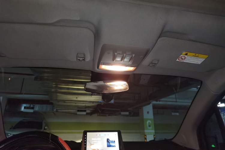 Used Buick Encore 2015 1.4T Automatic Two-Wheel Drive Urban Elite Version