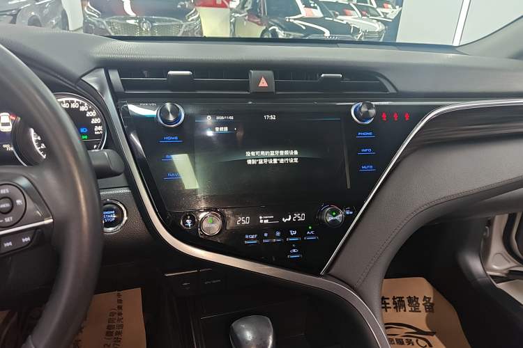 Used Toyota Camry 2019 Revised Version 2.0G Luxury Edition
