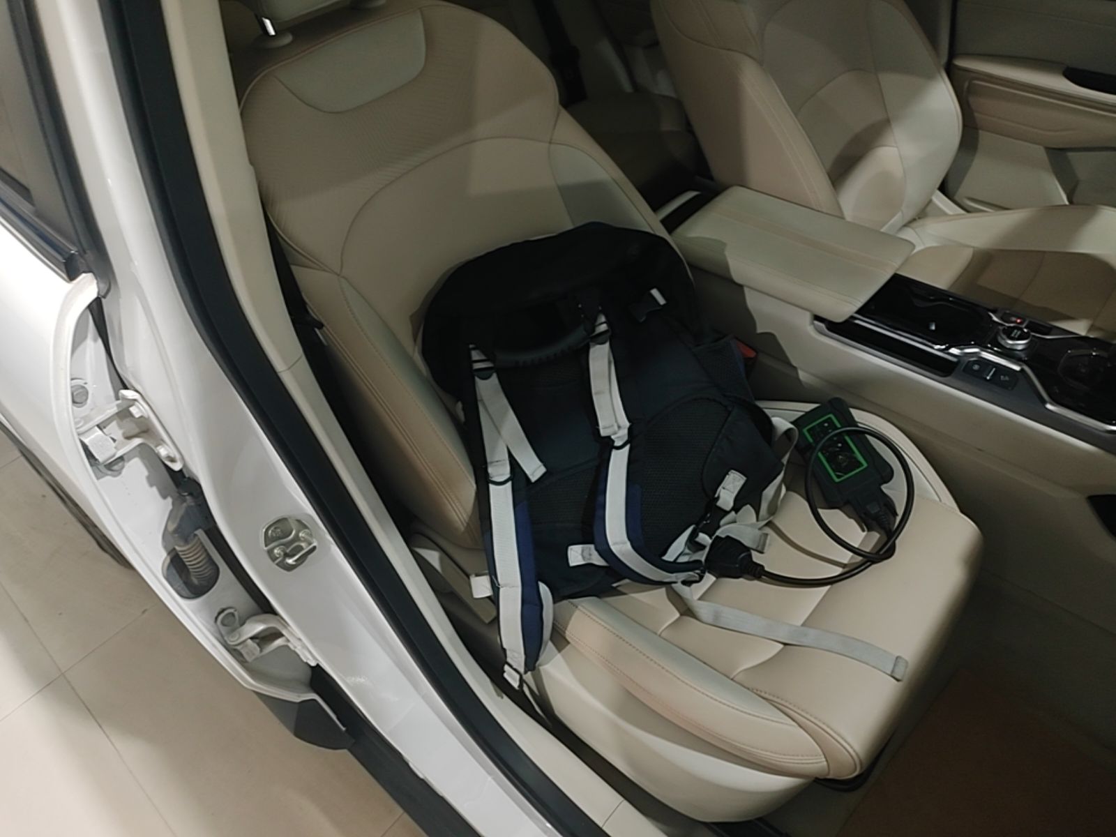 Geely Auto icon 2023 1.5TD Chocolate Smoothie Edition — снимка 19