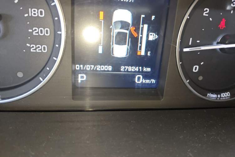 Used Land Rover Freelander 2 2013 2.2T SD4 SE Diesel Edition Odometer Close Up