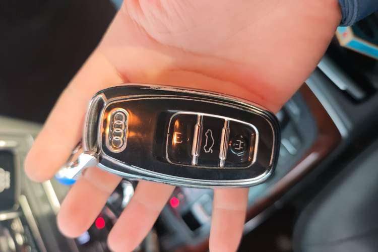 Used Audi A6L 2016 30 FSI Comfort Version
