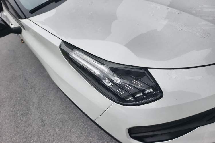 Used Lynk & Co 01 EM-P 2021 1.5TD PHEV Halo Right Front Headlight