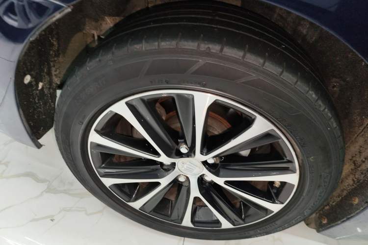 Used Toyota Crown 2018 2.0T Fashion Edition
