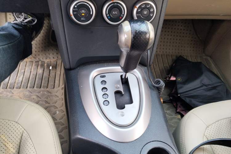 Used Nissan Qashqai 2012 2.0 XV LE CVT 2WD Gear Lever